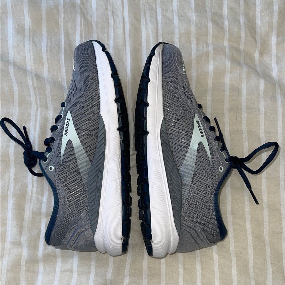 Brooks Charcoal and Navy Running Shoes - Picture 5 of 7